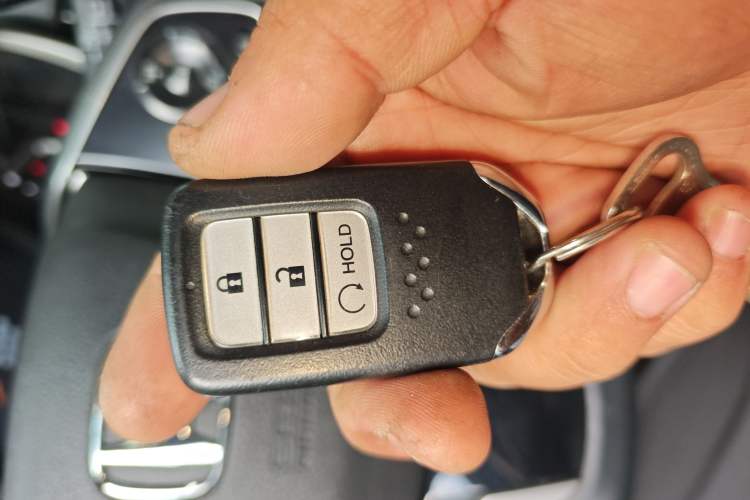 Used Honda CR-V 2021 240TURBO CVT 2WD Fashion Edition