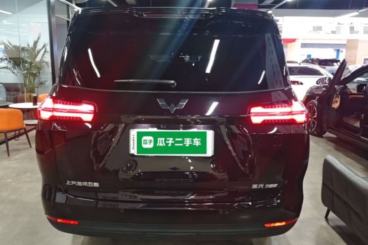 Used Wuling Starlight 730 2025 Model Plug-in Hybrid 125km Luxury Edition