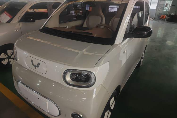 Used Wuling Hongguang MINIEV 2024 3rd Generation 215km Advanced Version