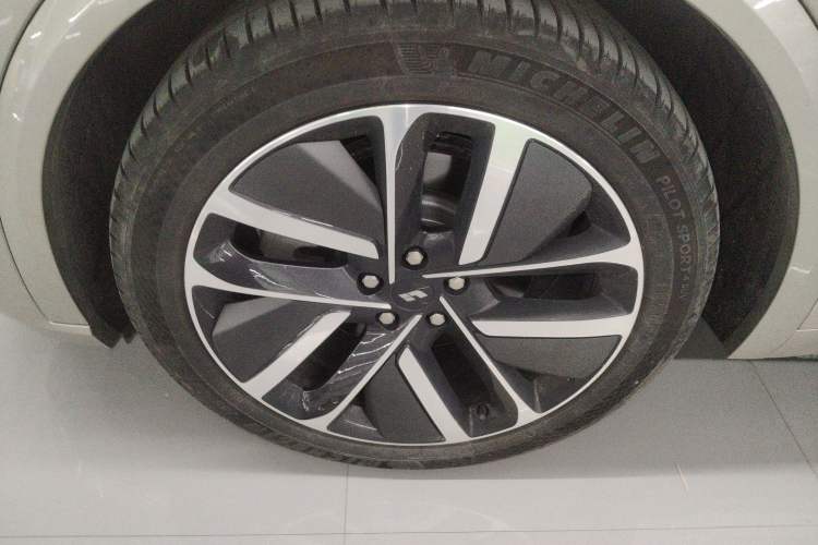 Used Li Auto L9 2024 Ultra Model
