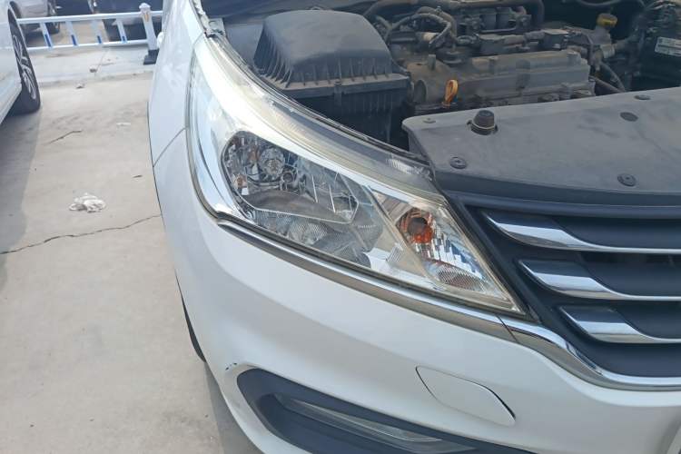 Used Baojun 310 2016 1.2L Manual Fashionable Edition