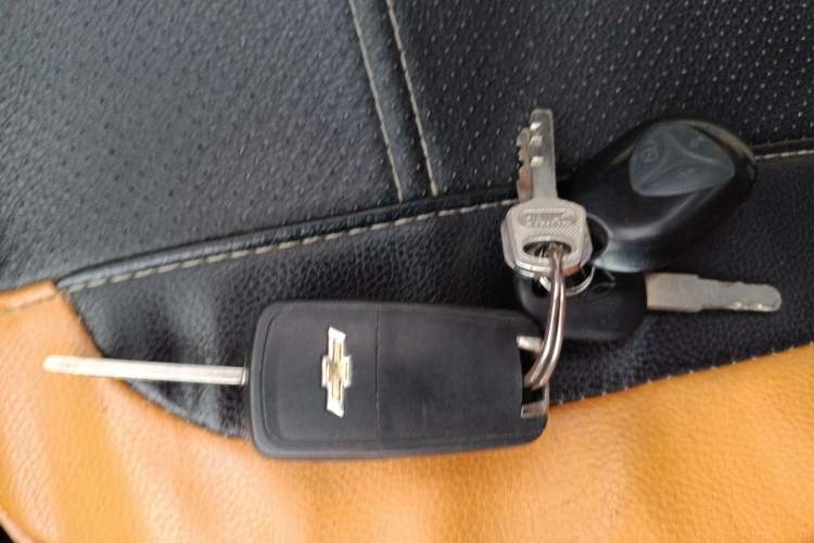 Used Chevrolet Sail 2015 Sail 3 1.5L Manual with Ideal Sunroof Edition