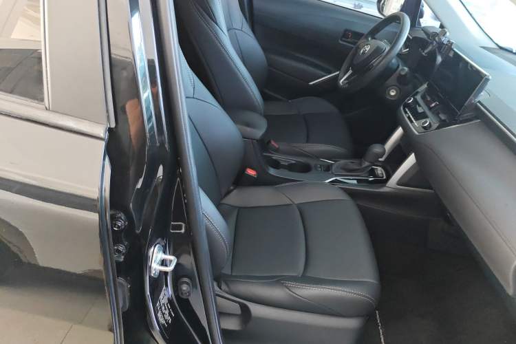 Used Toyota FRONTLANDER 2023 2.0L CVT Elite Edition
