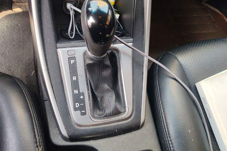 Used Hyundai Elantra (5th Generation / Langdong) 2015 1.6L Automatic Fashion Model