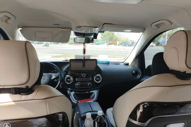 Used Mercedes-Benz Vito 2021 2.0T Business Version 7 Seats Headliner