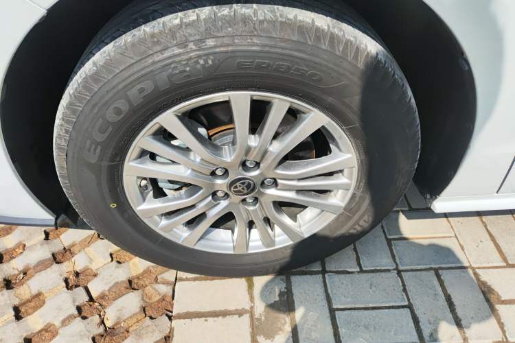 Used Toyota SIENNA 2021 2.5L Hybrid Comfort Edition
