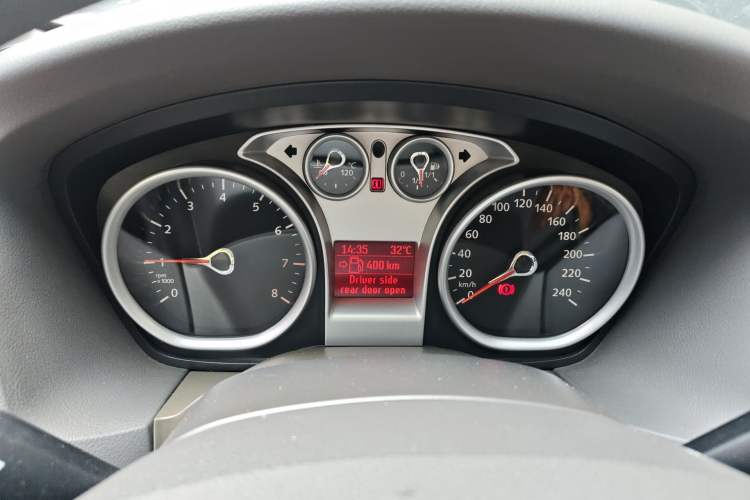 Used Ford Focus 2011 Sedan 1.8L Manual Comfort Model Instrument Cluster