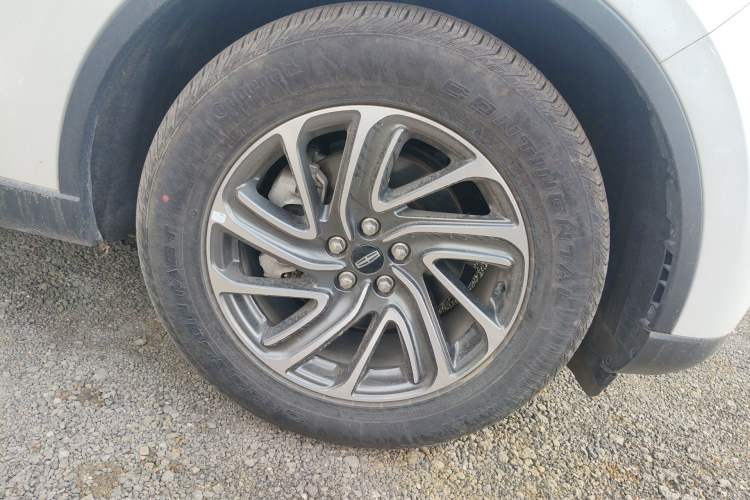 Used Lincoln Aviator 2022 3.0T V6 Two-Wheel Drive Zunyue Edition Right Front Wheel Hub