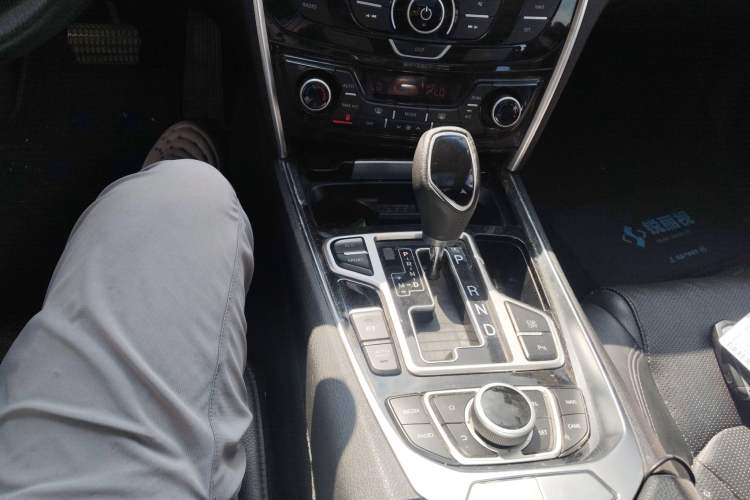 Used Geely Auto Emgrand GT 2015 1.8T Flagship Model