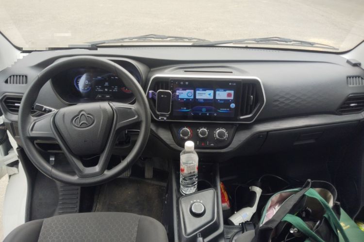 Used CHANGAN KAICHENG Ruixing EM80 2025 Cargo Version Standard 2-Seater 300 km Side-Hinged Doors Audio And AC Panel