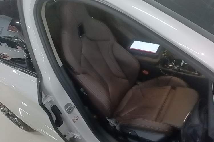 Used BMW 1 Series 2023 125i M Sport Night Edition Right Front Seat