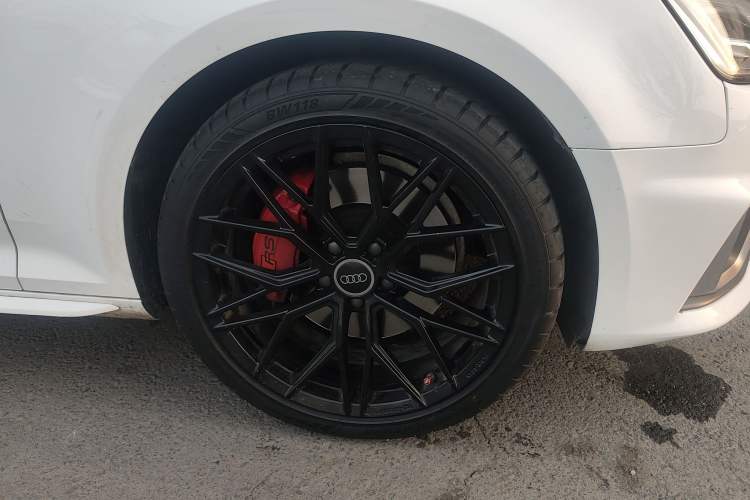 Used Audi A4L 2019 45 TFSI quattro Individual Sport Edition China V
