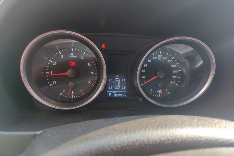 Used Haval H6 2015 Sport Edition 1.5T Automatic Two-Wheel Drive Luxury Model