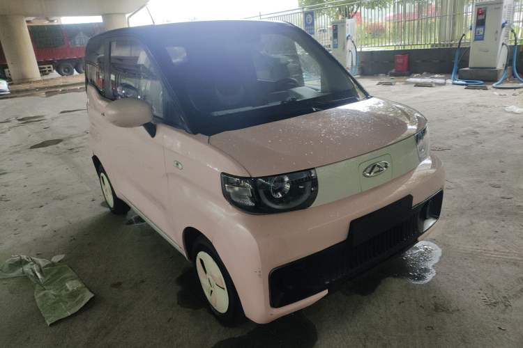Used Chery QQ Ice Cream 2022 170km Sundae Phosphate Lithium-Ion