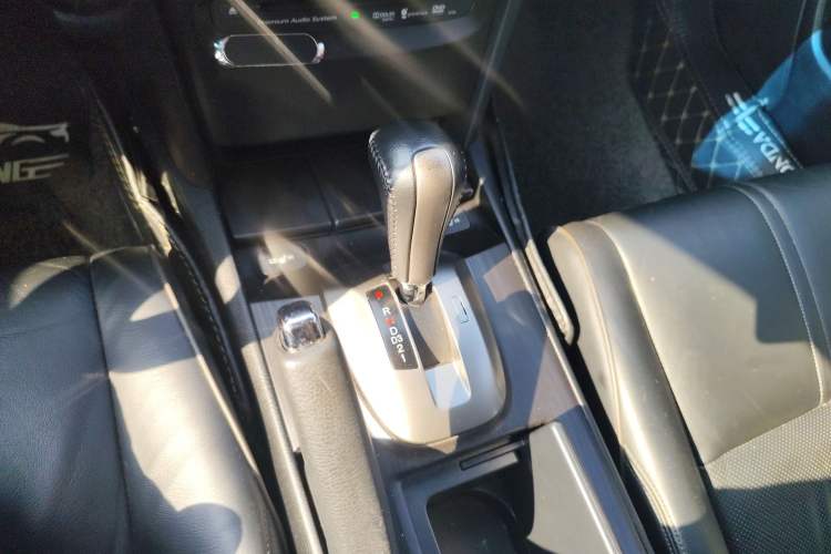 Used Honda Crosstour 2012 2.4L Prestige Edition