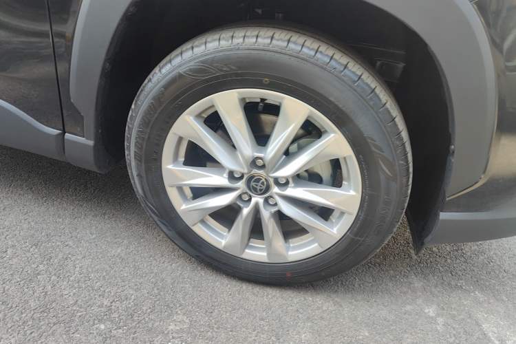 Used Toyota Corolla Cross 2026 Model 2.0L Pioneer Edition Right Front Wheel Hub