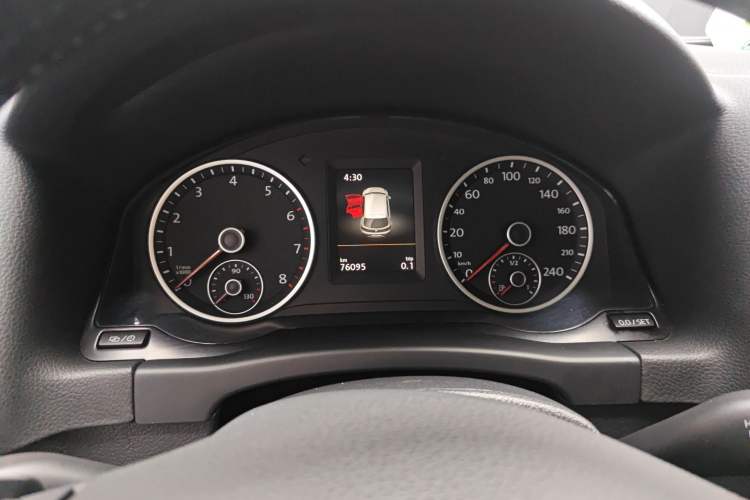 Used Volkswagen Tiguan 2015 1.8TSI Automatic Two-Wheel Drive Luxury Model
