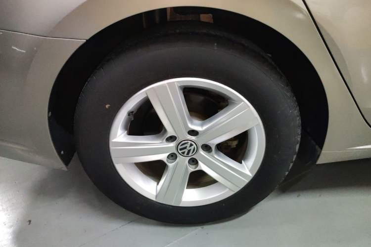 Used Volkswagen Lamando 2015 230TSI Manual Trend Edition