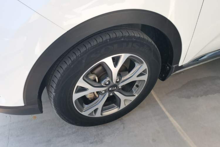 Used Kia KX3 2017 1.6L Automatic Aoya Version Left Front Wheel Hub