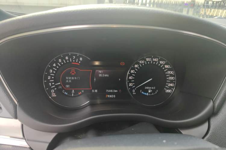 Used Lincoln MKC 2019 2.0T Two-Wheel Drive Luxury Edition China VI Standard Instrument Cluster