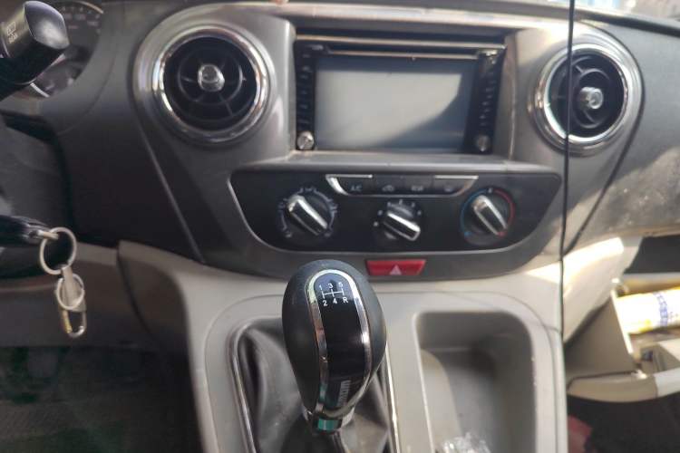 Used JAC Refine M3 2015 Maker Edition 1.6L Luxury Smart Version Audio And AC Panel