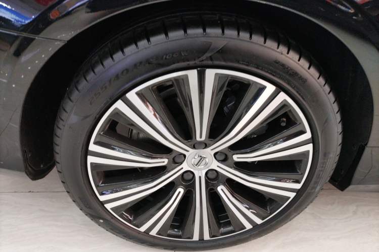 Used Volvo S90 2024 B5 Zhiyuan Luxury Edition
