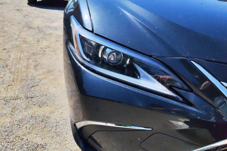 Used Lexus ES 2018 300h Premier Edition China VI Standard
