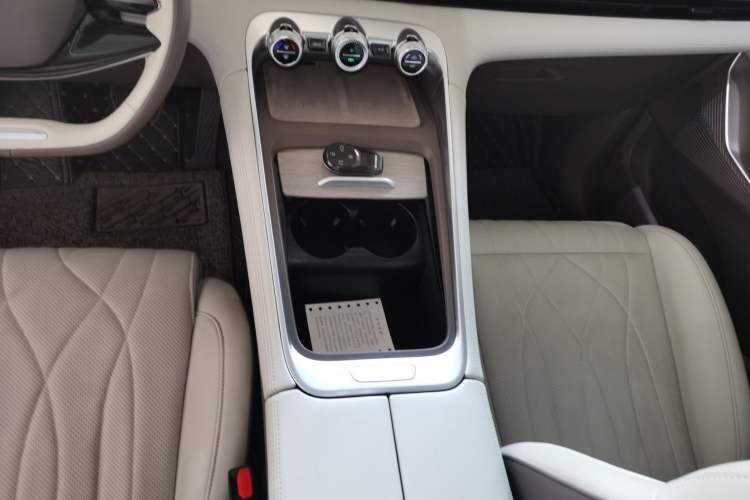 Used EXEED Stellar C-DM 2024 1.5T Long-Range Pro
