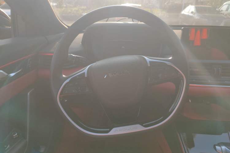 Used Dongfeng Aeolus Yixuan 2021 230T Automatic Hunter Edition Steering Wheel