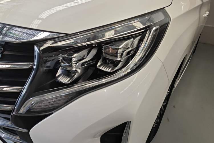 Used GAC Trumpchi M8 2021 Lingxiu Series 390T Deluxe Edition Left Front Headlight