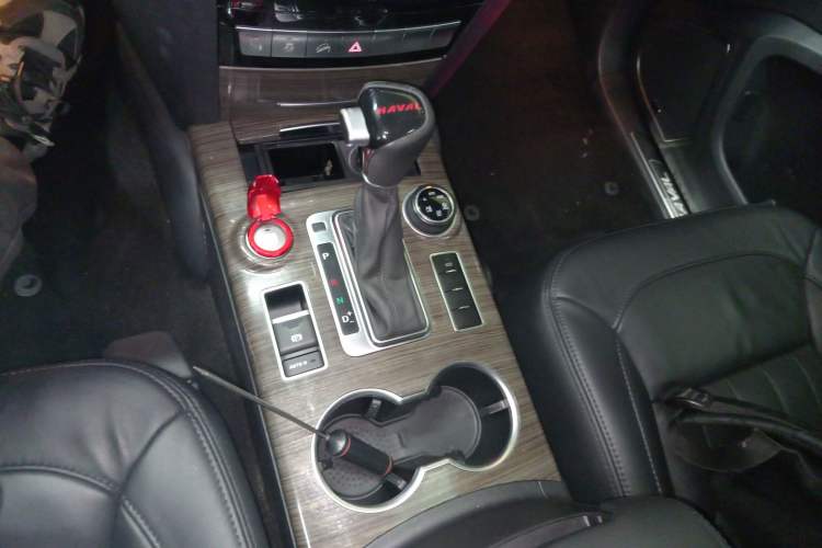 Used Haval H9 2015 2.0T Four-Wheel Drive Luxury 7-Seater
