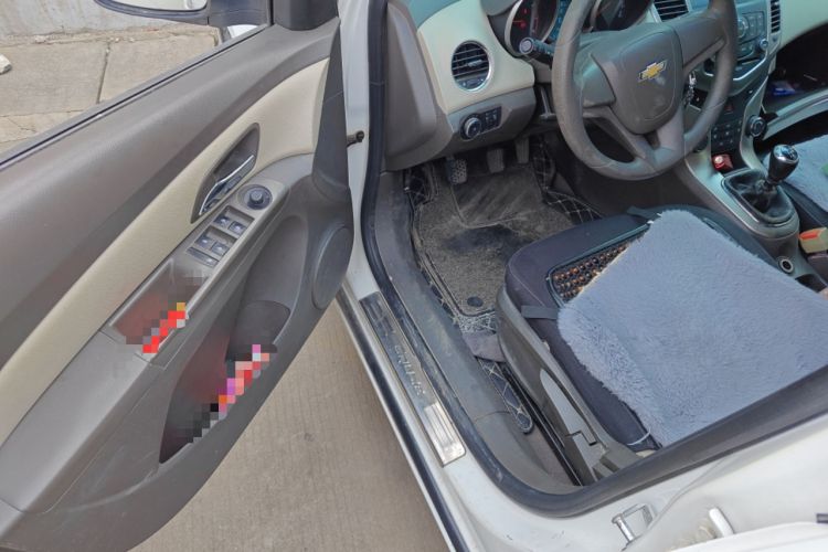 Used Chevrolet Cruze 2015 1.5L Classic SL MT
