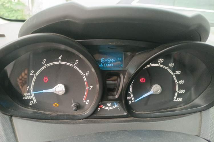 Used Ford Fiesta 2013 Sedan 1.5L Manual Fashion Edition Odometer Close Up