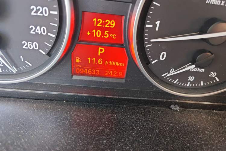 Used BMW X1 2012 sDrive18i Luxury Edition
