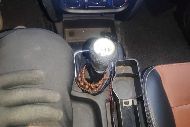 Used CHANGAN KAICHENG Shenqi F30 2018 1.5L Comfort Trim Short Wheelbase DAM15L Gear Lever