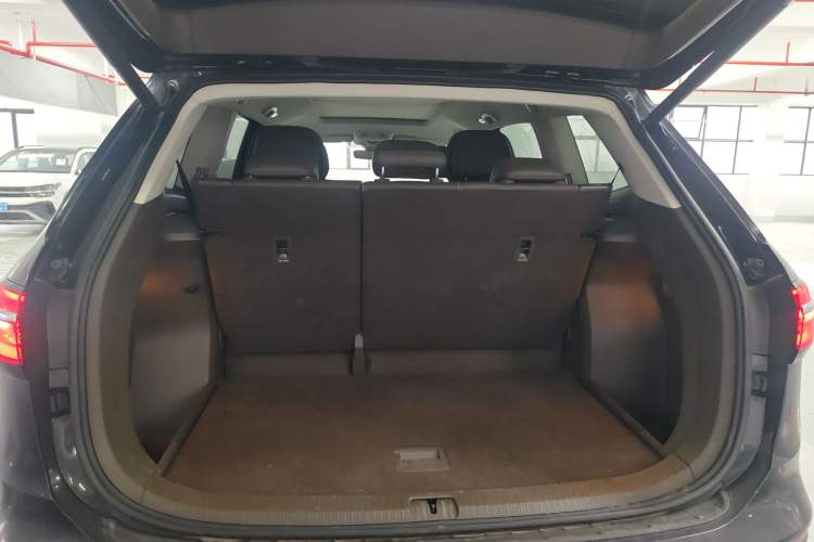 Used Volkswagen Viloran 2024 380TSI Premium Edition