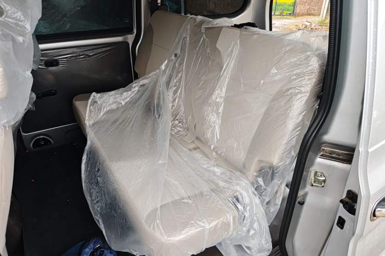 Used Wuling Hongguang V 2022 1.5L Enjoy Edition Electric-Powered LAR
