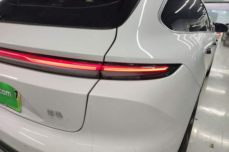 Used Nio ET5T 2025 75 kWh Touring Right Rear Taillight