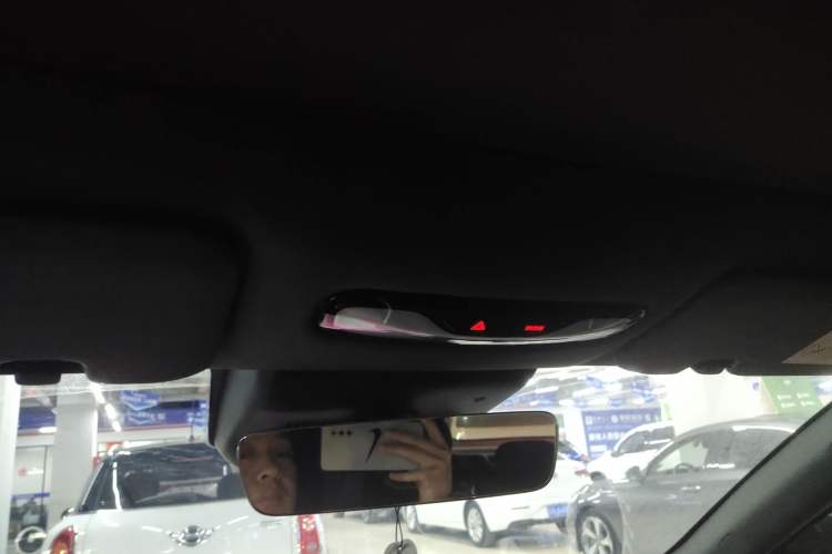 Used CHANGAN NEVO A07 2024 All-Electric "True Fragrance" Edition 515 Luxurious Model 58.9 kWh Headliner