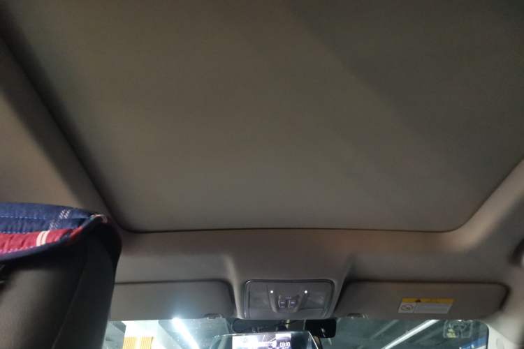 Used CHANGAN CS75 2017 Shangkui Edition 1.5T Automatic Fengxiang Model
