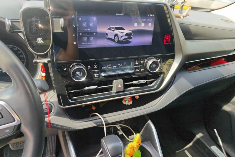 Used Toyota Highlander 2024 380T Four-Wheel Drive Luxury Version 7 Seats
