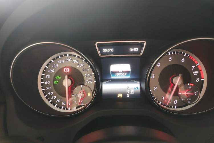 Used Mercedes-Benz GLA 2016 GLA 200 Fashion Model Instrument Cluster