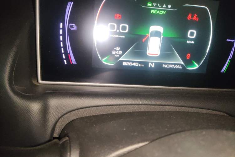 Used ORA White Cat 2020 360 km Luxury Version Odometer Close Up