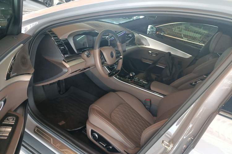 Used BYD Han 2025 EV 605KM Prestige Model
