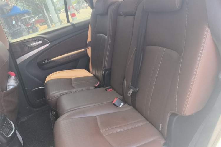 Used BYD S7 2015 2.0T Upgraded Automatic Luxury Version