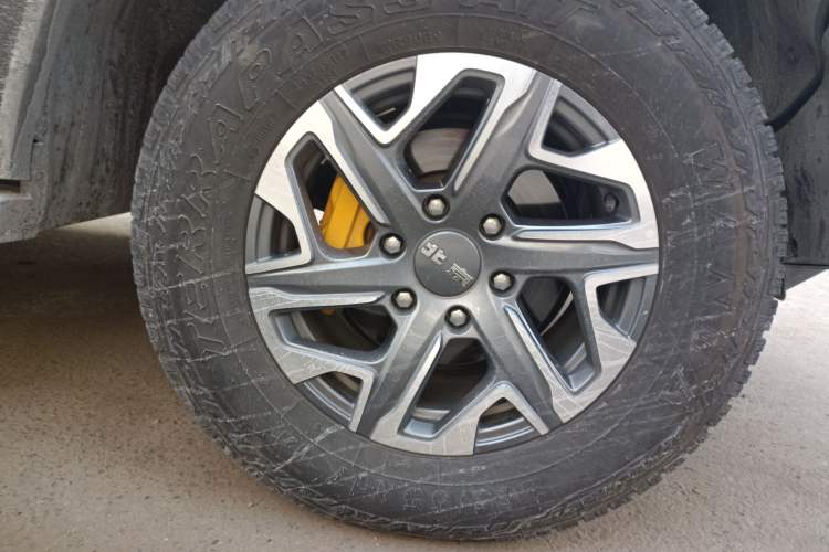 Used BAIC Off-Road BJ40 2024 2.0T All-New Urban Hunter Edition Chivalrous Style