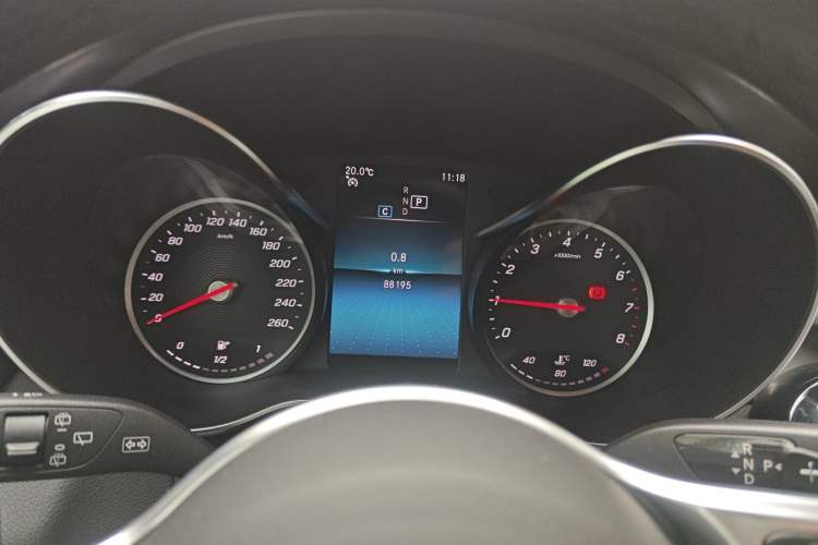 Used Mercedes-Benz GLC 2020 GLC 260 L 4MATIC Dynamic Model
