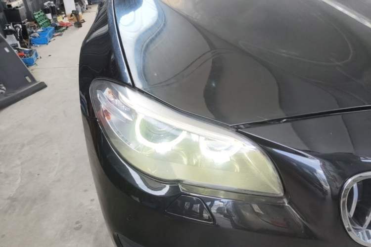 Used BMW 5 Series 2014 525Li Leading Model
