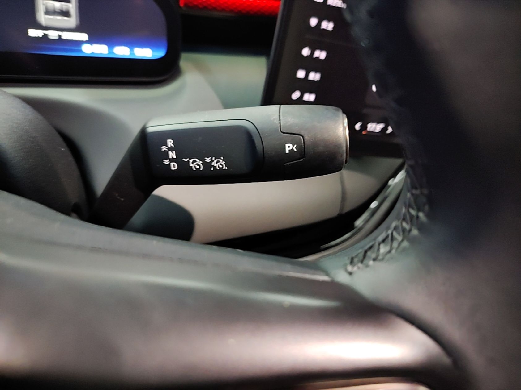 Zeekr MIX 2025 Long-Range Intelligent Driving Edition — снимка 16