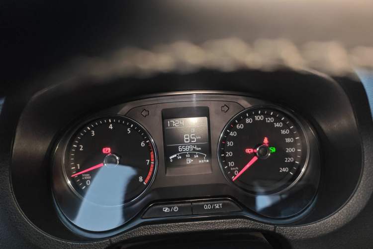 Used Volkswagen Polo 2016 1.6L Automatic Comfort Model
